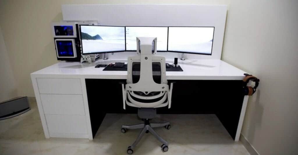 white gaming setup