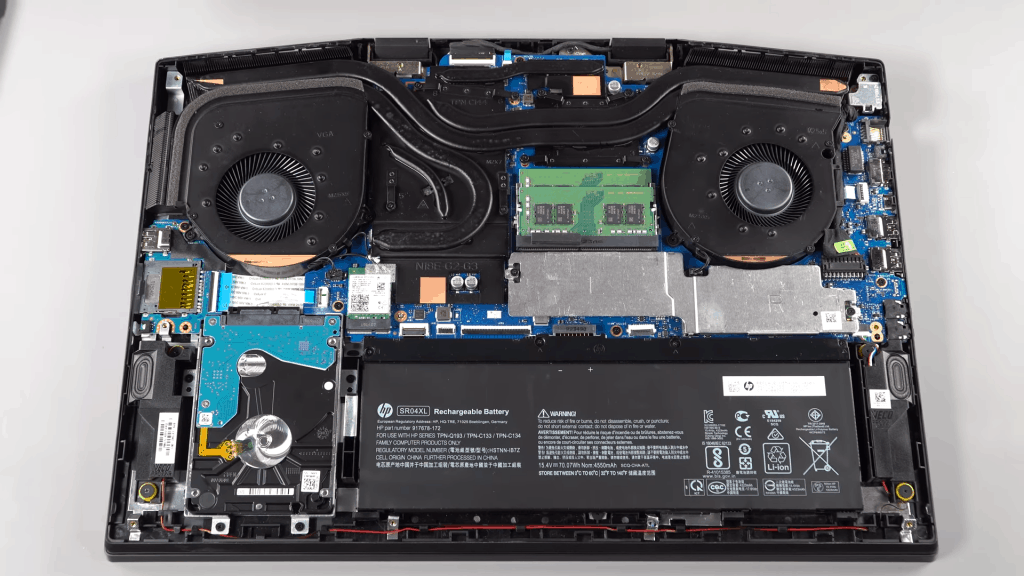 HP Omen 17 RTX 2070 2020 Hardware inside